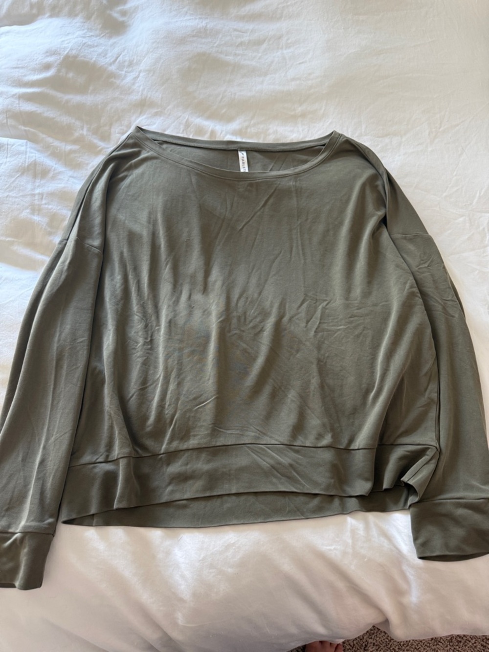 Fabletics Olive Green Women’s lightweight sweatshirt
